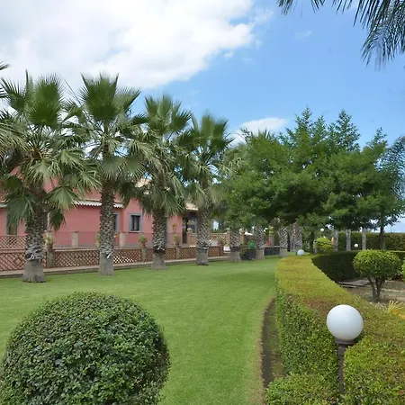 Holiday home Papardo *